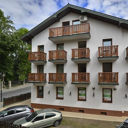 Sanatorium Zbyszko Ξενοδοχείο Busko-Zdrój Εξωτερικό φωτογραφία